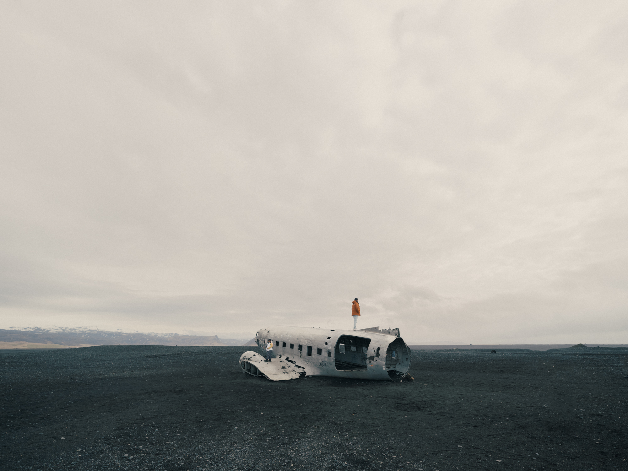  DC-3 plane wreckage in Iceland: A haunting reminder of aviation history amidst Iceland's rugged landscape.