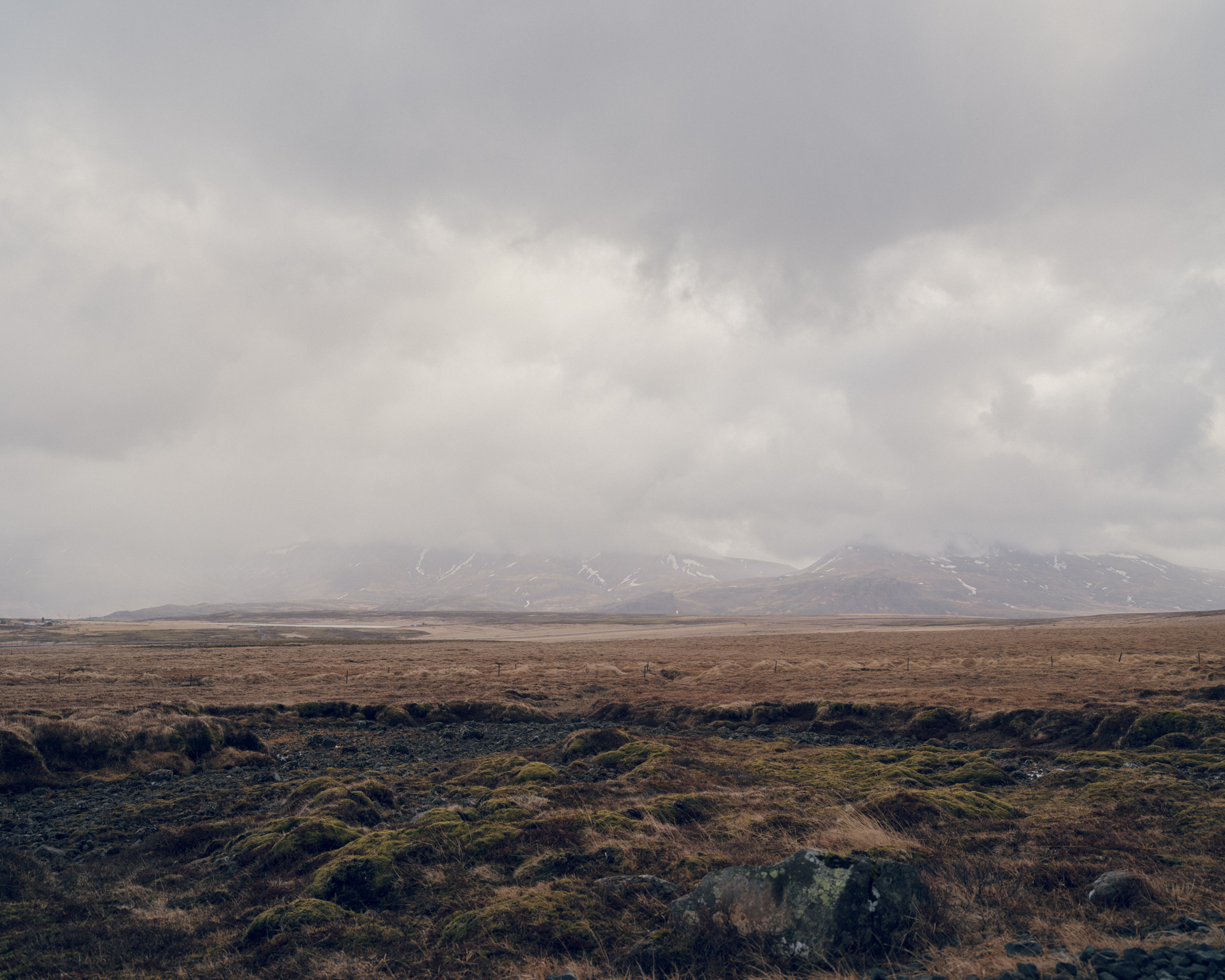 Majestic Icelandic Landscape: Captivating natural beauty in Iceland's rugged terrain